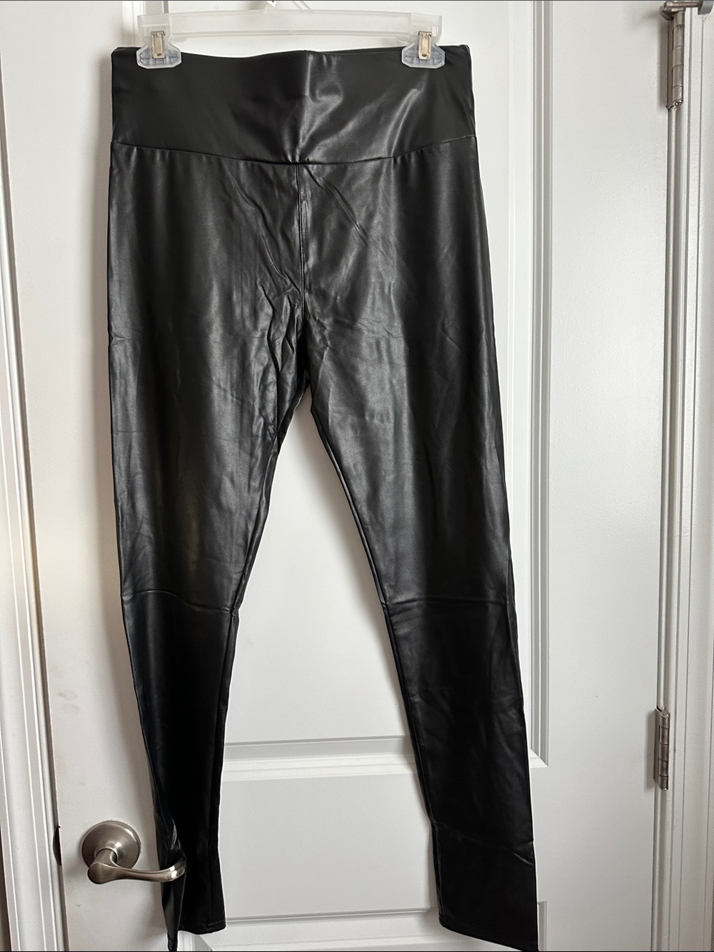Streetwear Society Black Faux Leather Leggings - Size